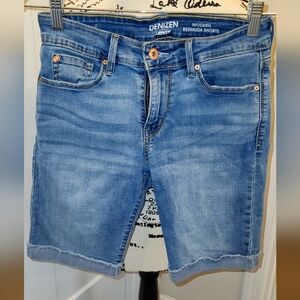 Womens Denizen Modern Bermuda Shorts